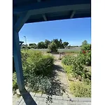 House In With 1 Bedroom Appartamento *