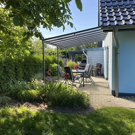 House In With 1 Bedroom Apartman *