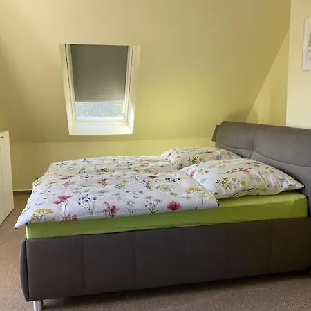 House In With 1 Bedroom Appartamento